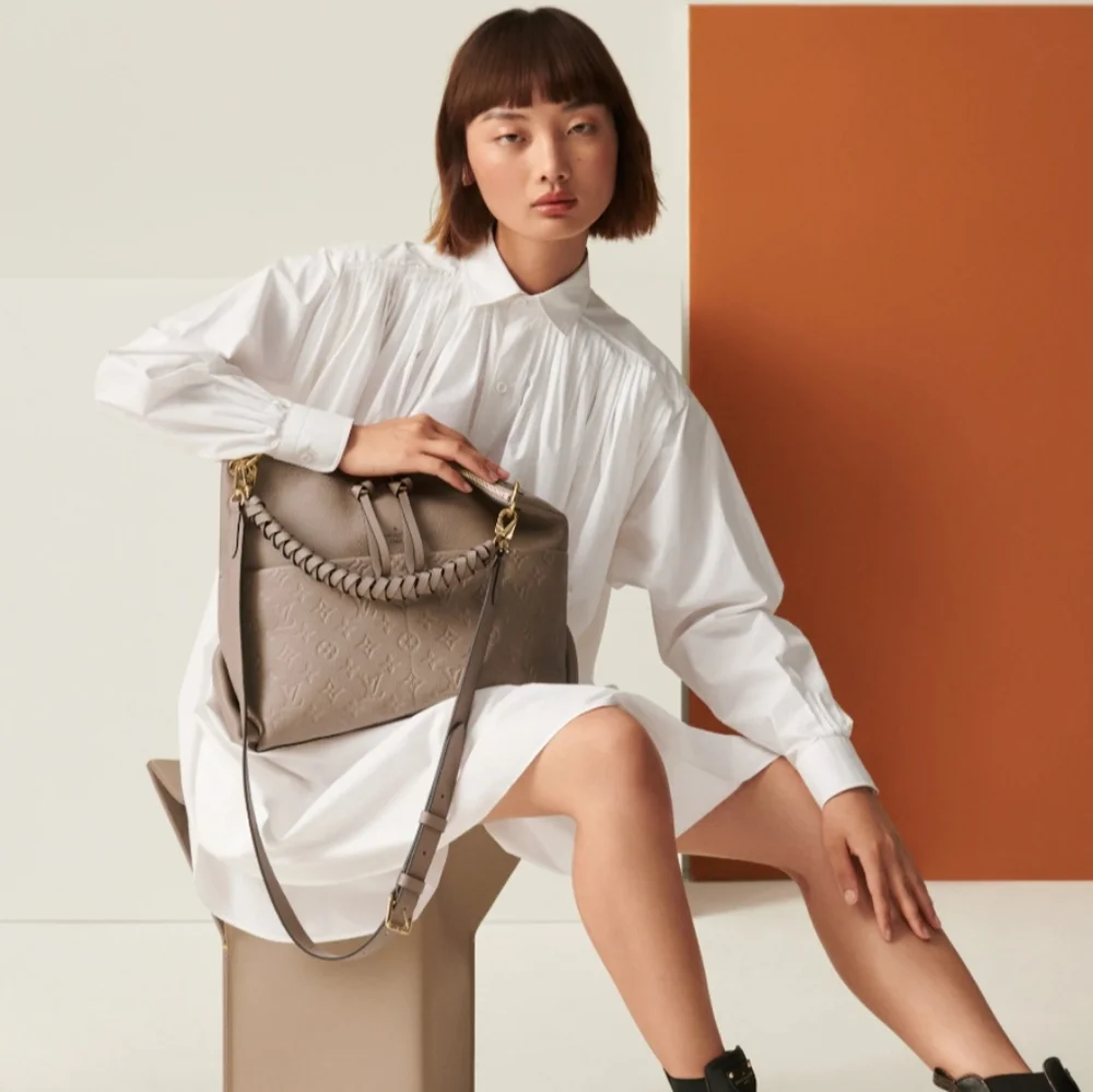 Louis Vuitton Maida Hobo Turtledove Empriente